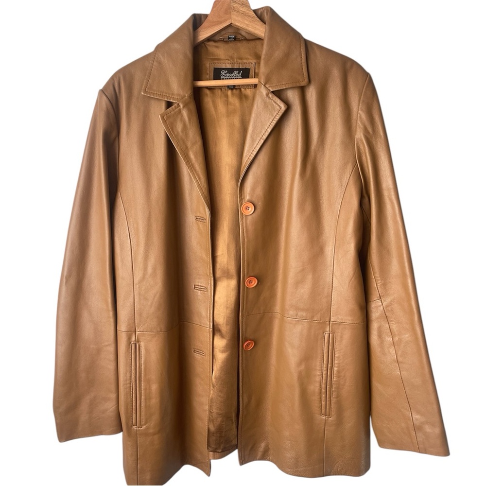 Excelled Collection Vintage Women’s L Tan Leather Jacket Minimalist Luxury